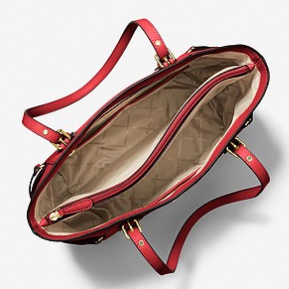 Michael Kors Voyager Small Saffiano Leather Tote Bag
Style# 30H1GV6T4T
NWT Flame - Picture 2 of 16